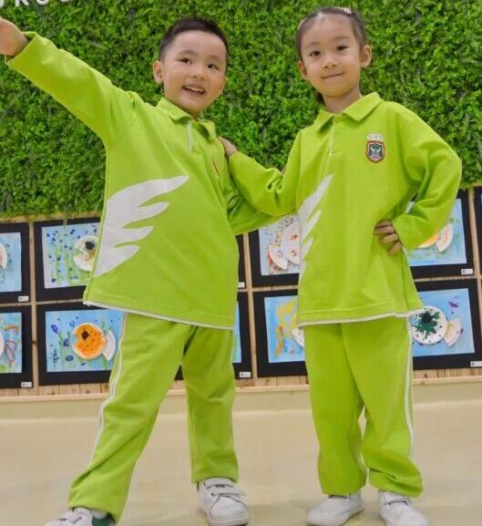 伟才幼儿园春秋装
