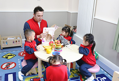 大风车幼儿园园服