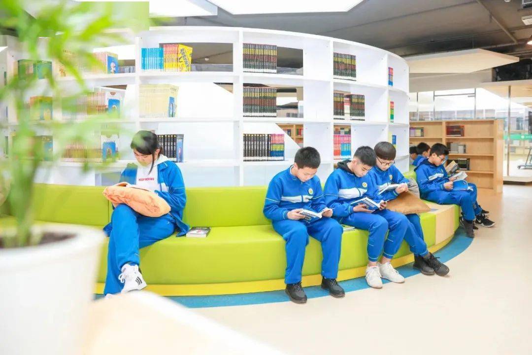 博罗东江广雅学校校服