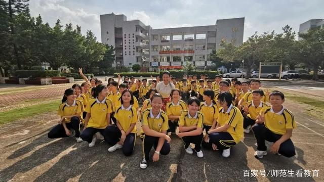 惠州市河南岸中学校服