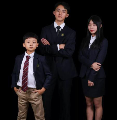 重庆德普外国语学校校服