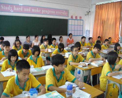 东莞塘厦水霖学校校服